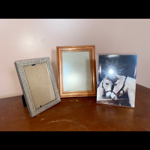 Picture frames - Picture 4 of 4